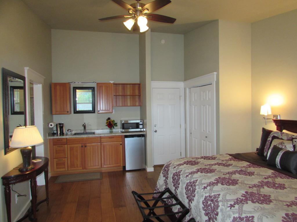 مبيت وإفطار Friday Harbor Grand المظهر الخارجي الصورة
